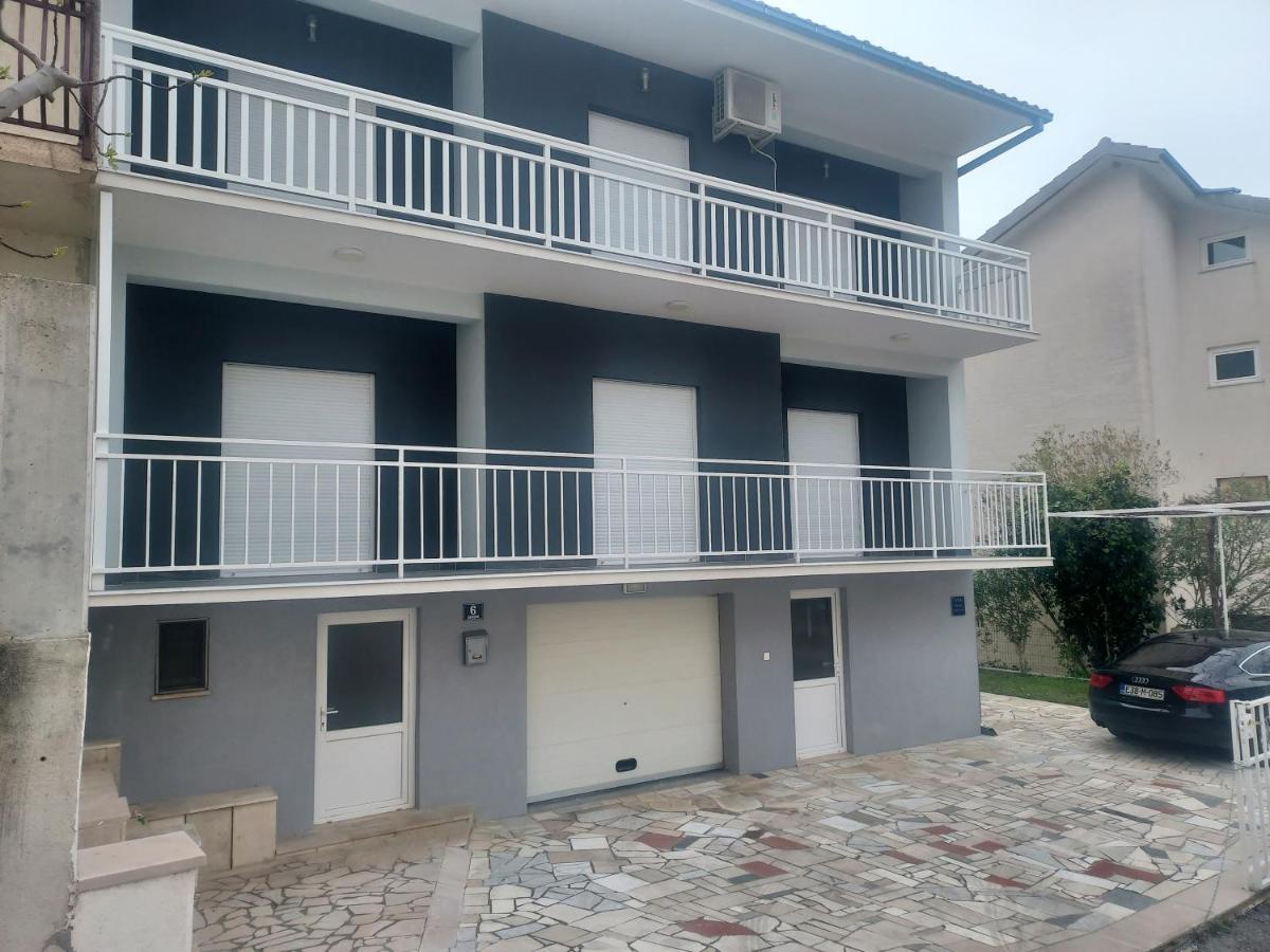 Apartment Sano Подстрана Экстерьер фото