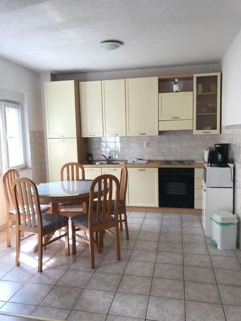 Apartment Sano Подстрана Экстерьер фото