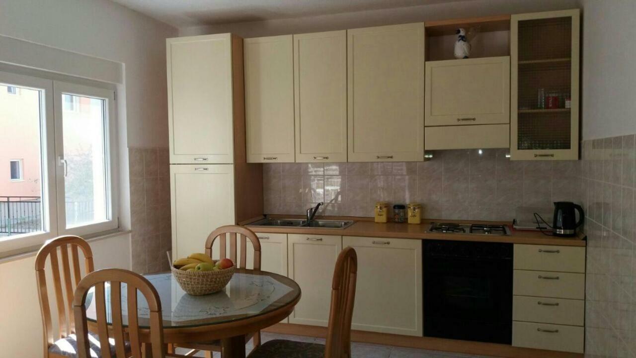 Apartment Sano Подстрана Экстерьер фото