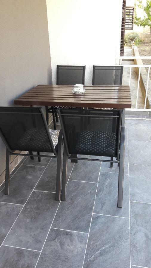 Apartment Sano Подстрана Экстерьер фото
